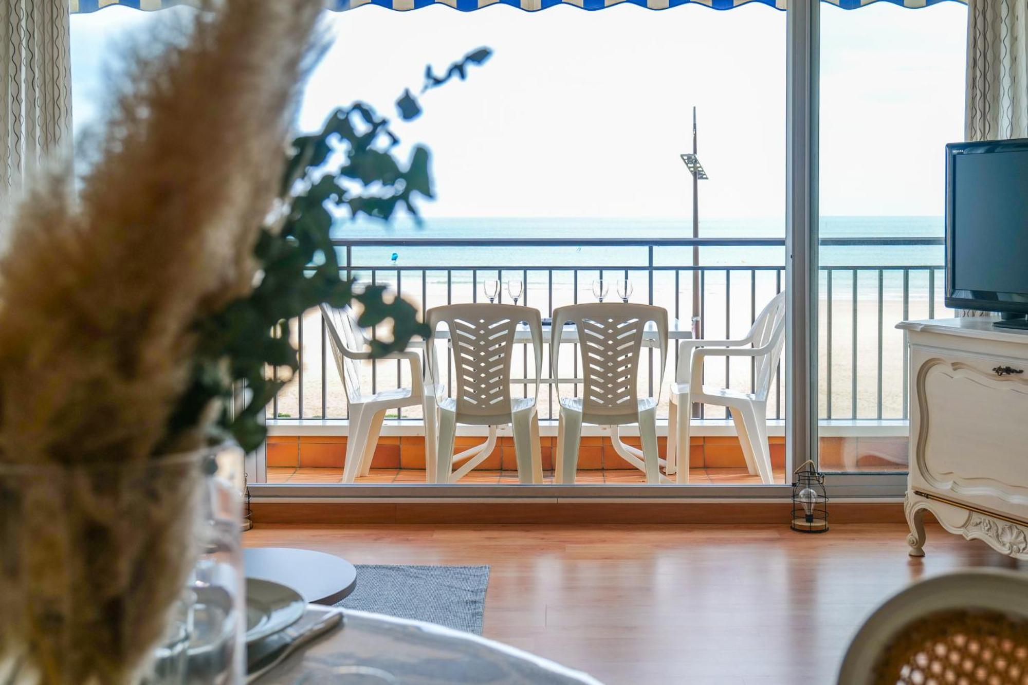 Appartement Avec Vue Sur La Baie Des Sables D'Olonne - 4 Personnes Les Sables-dʼOlonne Exterior foto
